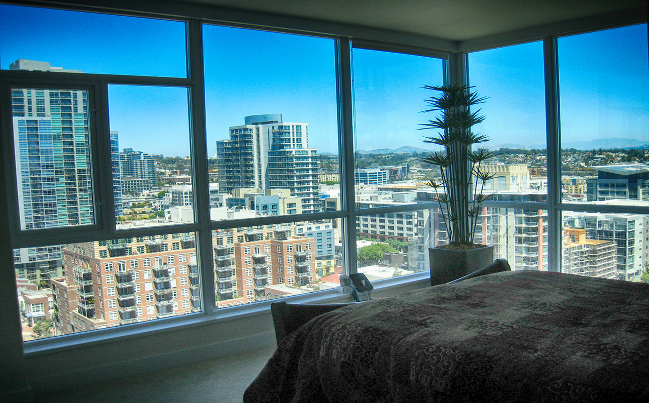 The Legend - 325 7th Ave #1901, San Diego, CA 92101 (Master Bedroom)
