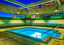 Meridian Condos San Diego - Plaza level spa