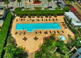 The Grande San Diego Condos - Pool Area